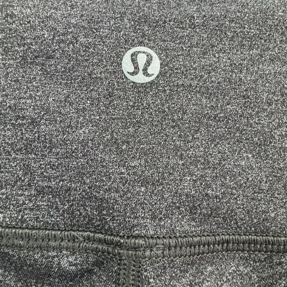 Lululemon Align Cropped Leggings Size 4 - Picture 5 of 5